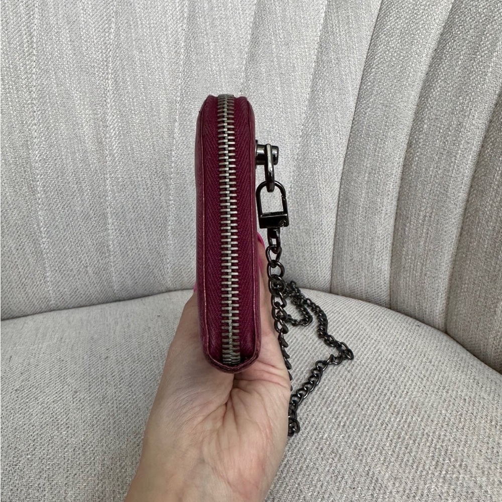 PRADA Logo Magenta Pink Saffiano Leather Zippered Wallet on Chain - Picture 6 of 11